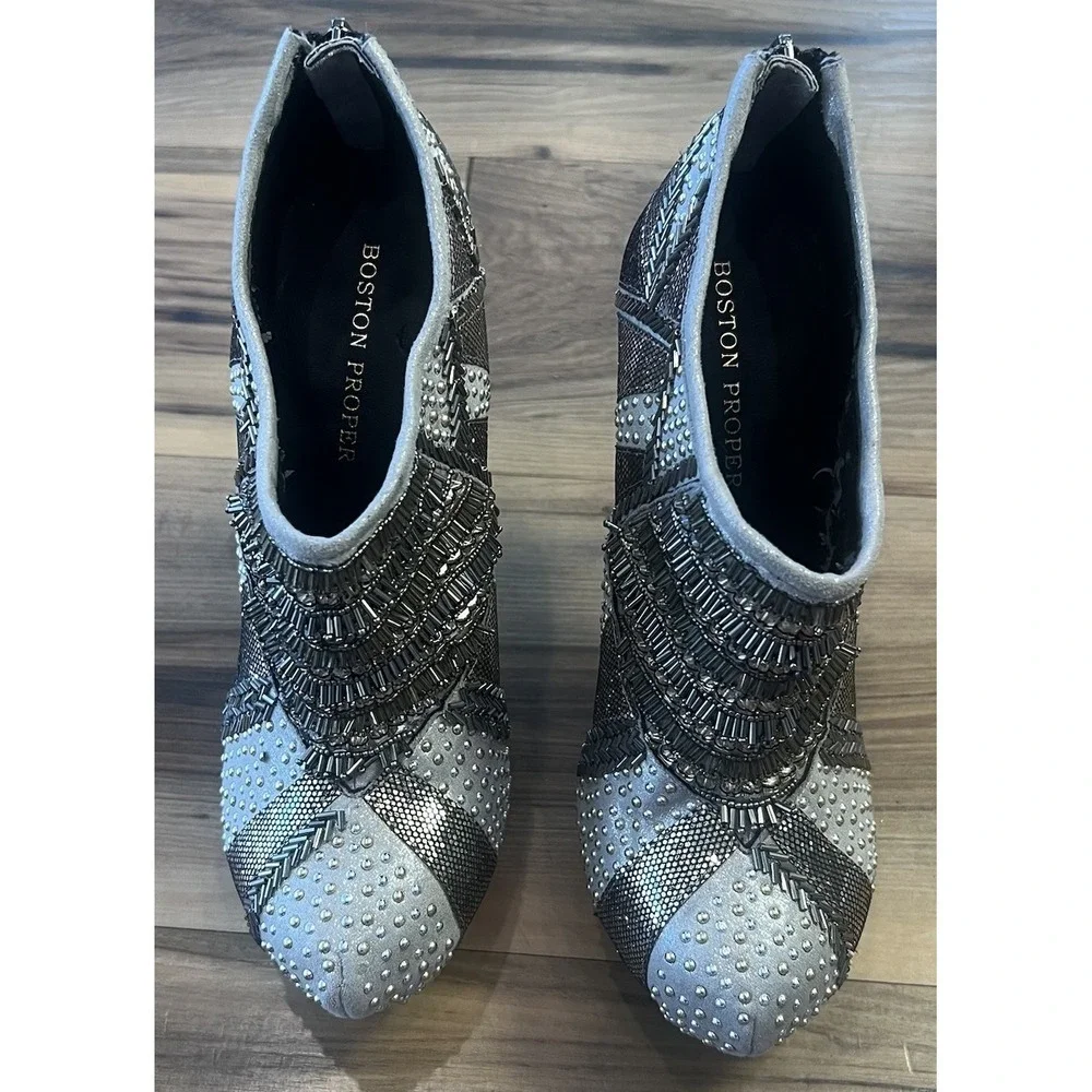 Boston Proper‎ Beaded Studded Ankle Booties Silver Heels 8 Read
